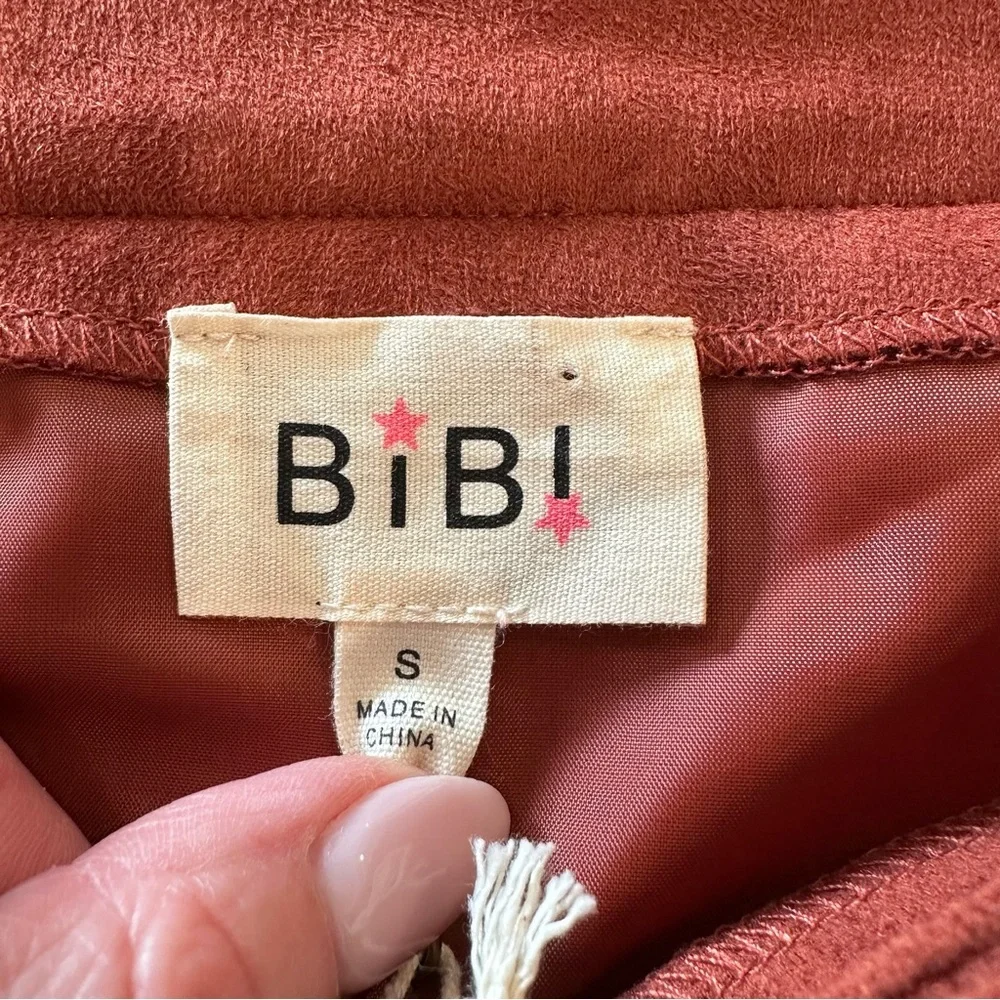 **NWT** BiBi Rust Faux Suede Studded Skirt - Picture 8 of 11
